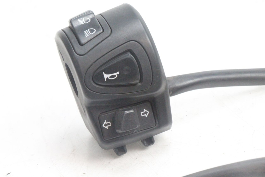 photo de COMMODO GAUCHE HONDA PCX (JF28) 125 (2009 - 2011) - Détail de la pièce