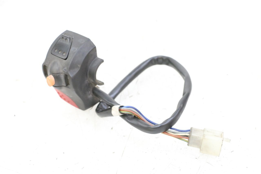 photo de COMMODO GAUCHE PEUGEOT LUDIX 50 (2008 - 2017) - Autre angle de vue