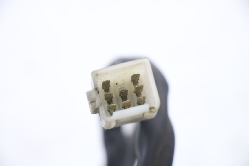 photo de COMMODO GAUCHE PEUGEOT SATELIS 125 (2013 - 2018) - État de surface