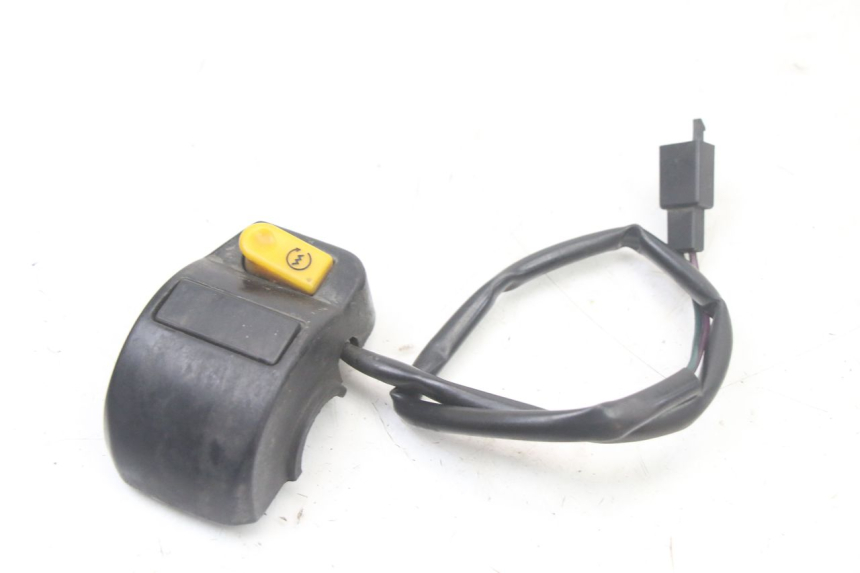 photo de COMMODO GAUCHE PEUGEOT SPEEDFIGHT 3 LC 2T 50 (2009 - 2015) - Zoom état d’usage