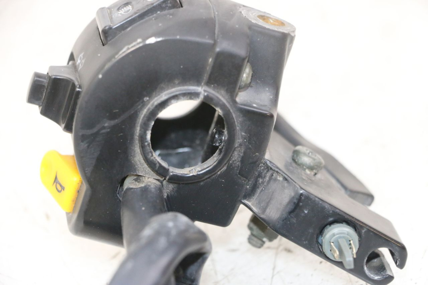 photo de COMMODO GAUCHE PEUGEOT VIVACITY 125 (2010 - 2017) - État de surface