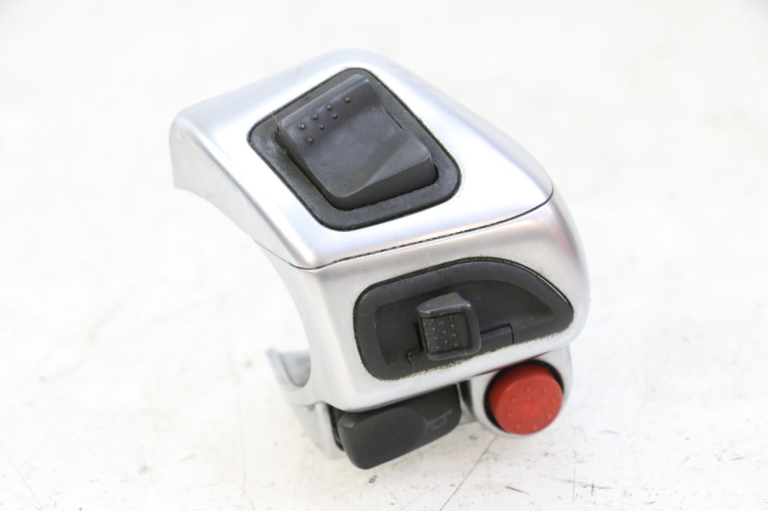 photo de COMMODO GAUCHE PIAGGIO MP3 125 (2006 - 2014) - Vue principale