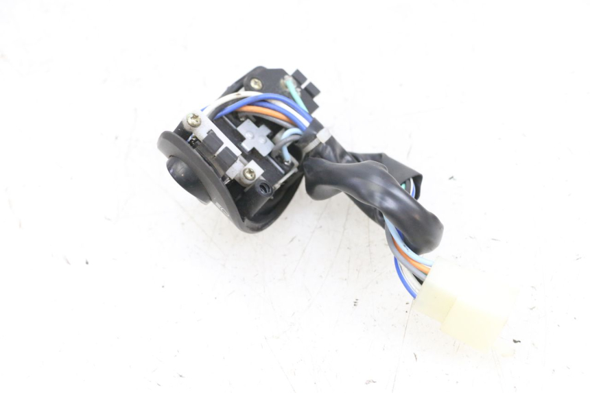 photo de COMMODO GAUCHE EFUN PUSA 1 - Autre angle de vue