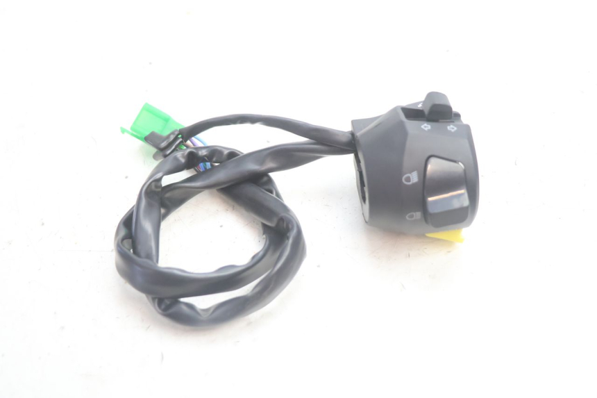 photo de COMMODO GAUCHE JM MOTORS R-MAX TECH 50 (2024 - 2026) - Zoom état d’usage