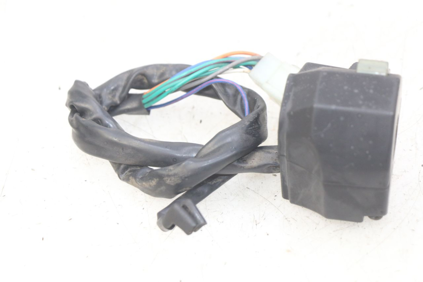 photo de COMMODO GAUCHE YAMASAKI RAPTOR 50 (2013 - 2018) - Gros plan technique