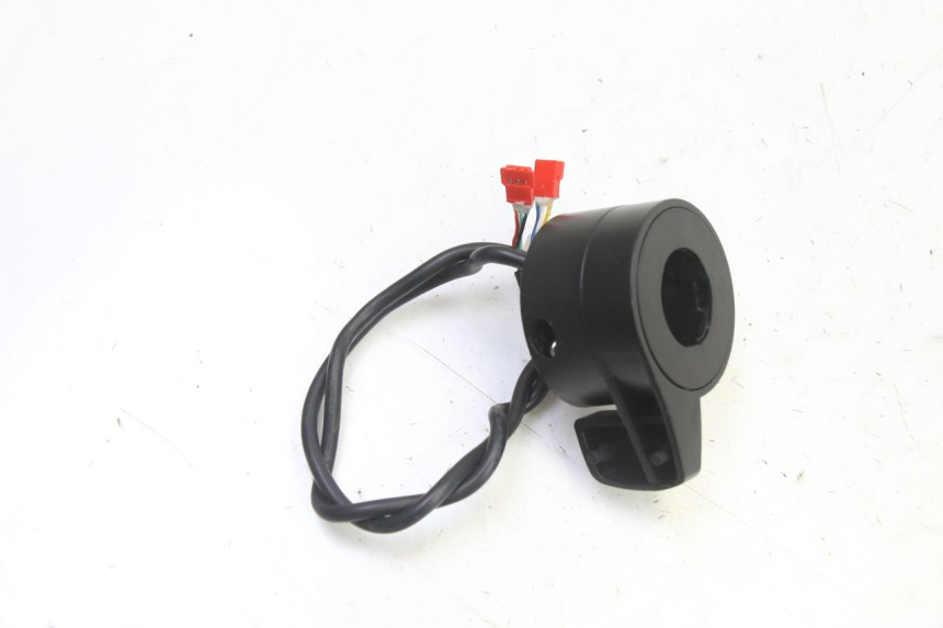 photo de COMMODO GAUCHE PUNK ELECTRIC RIDER 1 - Vue d’ensemble