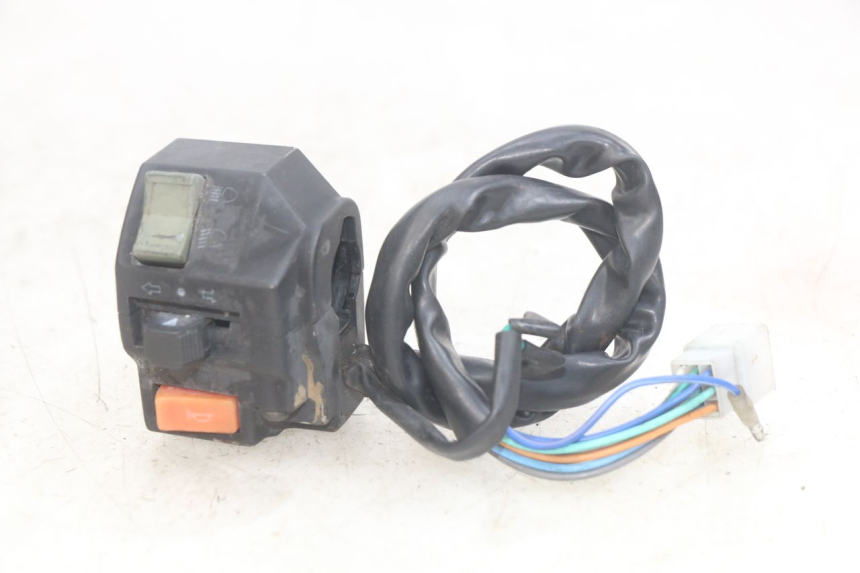 photo de COMMODO GAUCHE YAMASAKI ROADSTER 50 (2013 - 2018) - Vue principale