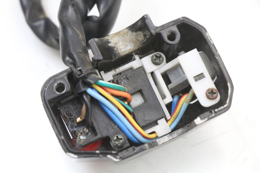 photo de COMMODO GAUCHE TNT MOTOR ROMA 10' 4T 50 (2019 - 2022) - Gros plan technique