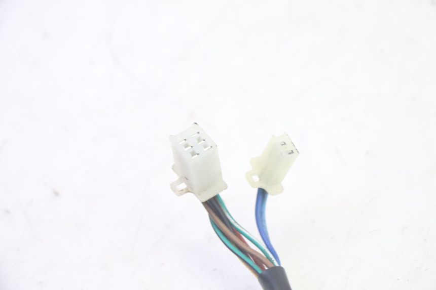 photo de COMMODO GAUCHE TNT MOTOR ROMA 10' 4T 50 (2019 - 2022) - Points de fixation