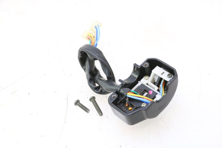 photo de COMMODO GAUCHE TNT MOTOR ROMA 12' 2T 50 (2007 - 2018) - Zoom état d’usage