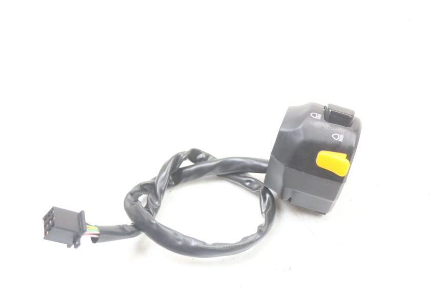 photo de COMMODO GAUCHE ROYAL ENFIELD SCRAM 411 (2022 - 2024) - Autre angle de vue