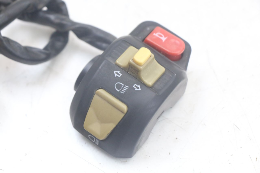 photo de COMMODO GAUCHE KEEWAY RY6 2T 50 (2011 - 2019) - Autre angle de vue