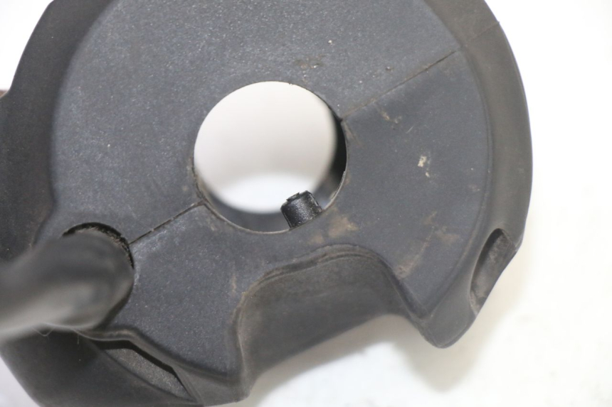 photo de COMMODO GAUCHE PEUGEOT SATELIS 125 (2013 - 2018) - Vue d’ensemble