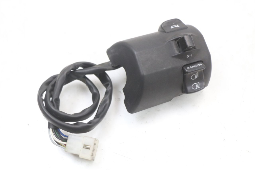 photo de COMMODO GAUCHE APRILIA SCARABEO GT 125 (1999 - 2007) - Zoom état d’usage