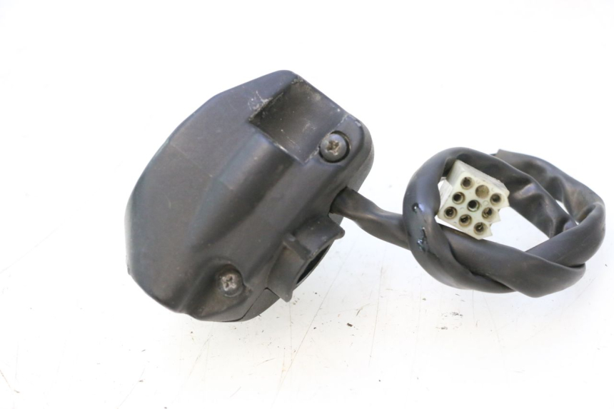 photo de COMMODO GAUCHE PEUGEOT SPEEDFIGHT 2 AC 50 (2000 - 2009) - Autre angle de vue