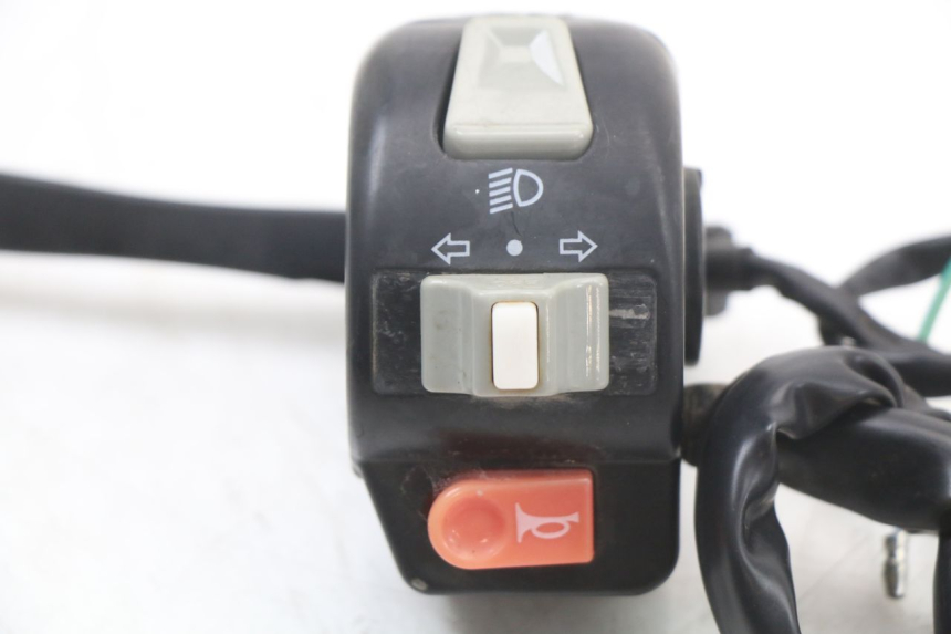 photo de Left handlebar switch VASTRO STREET X 4T 50 (2016 - 2021) - Détail de la pièce