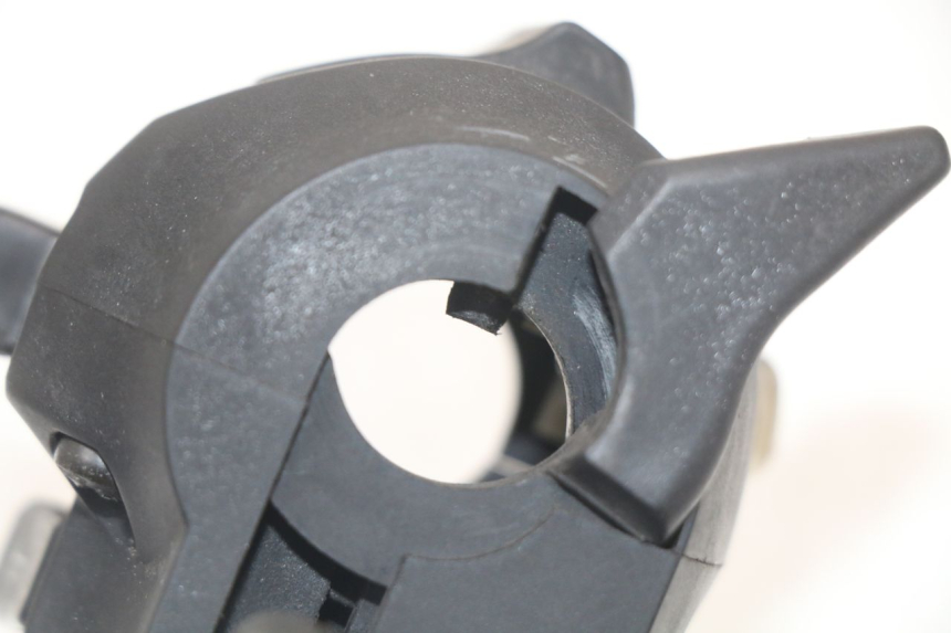 photo de COMMODO GAUCHE SUZUKI GS F 500 (2004 - 2007) - Vue d’ensemble