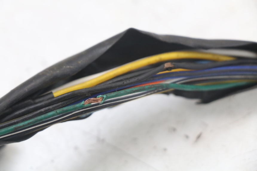 photo de COMMODO GAUCHE SUZUKI GS F 500 (2004 - 2007) - Marquages et références