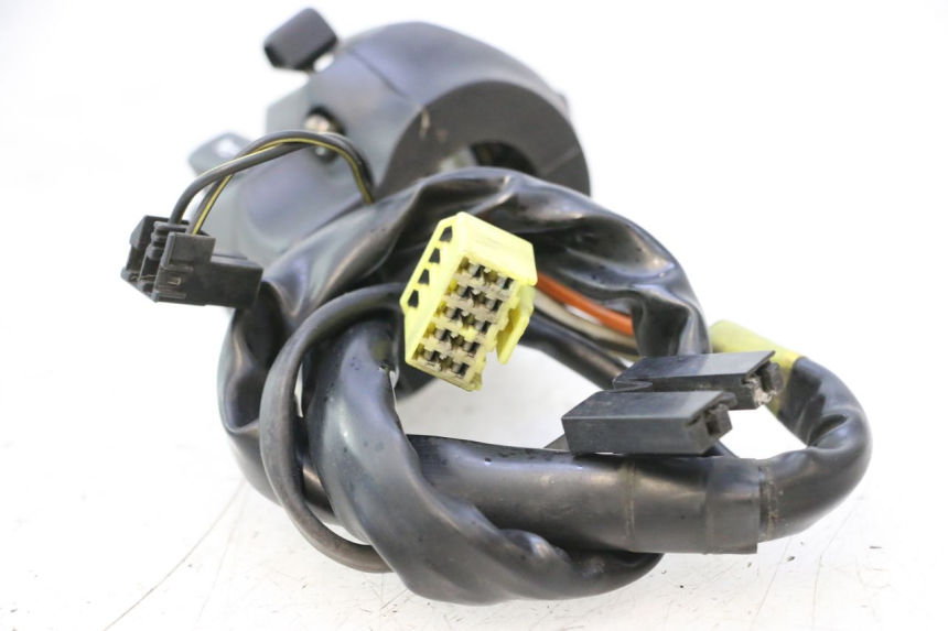 photo de COMMODO GAUCHE SUZUKI SV S 650 (2003 - 2009) - Vue d’ensemble