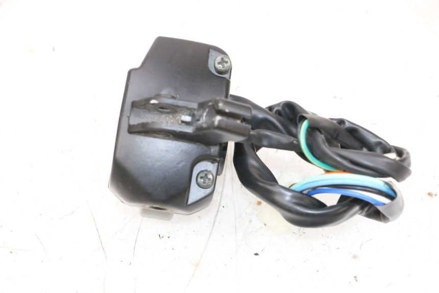 photo de COMMODO GAUCHE NECO TEMPO 4T 50 (2022 - 2026) - Autre angle de vue