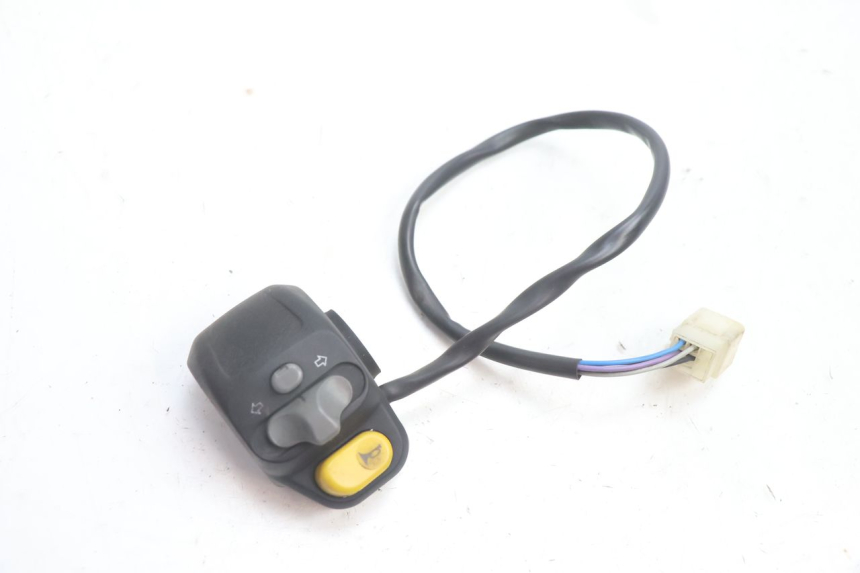 photo de COMMODO GAUCHE PEUGEOT TKR TREKKER FURIOUS 50 (2005 - 2014) - Vue principale