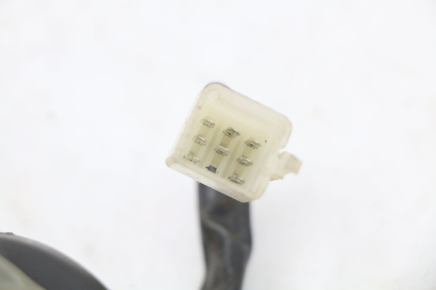 photo de COMMODO GAUCHE BAOTIAN TRAVEL SPIRIT 50 (2010 - 2012) - Points de fixation