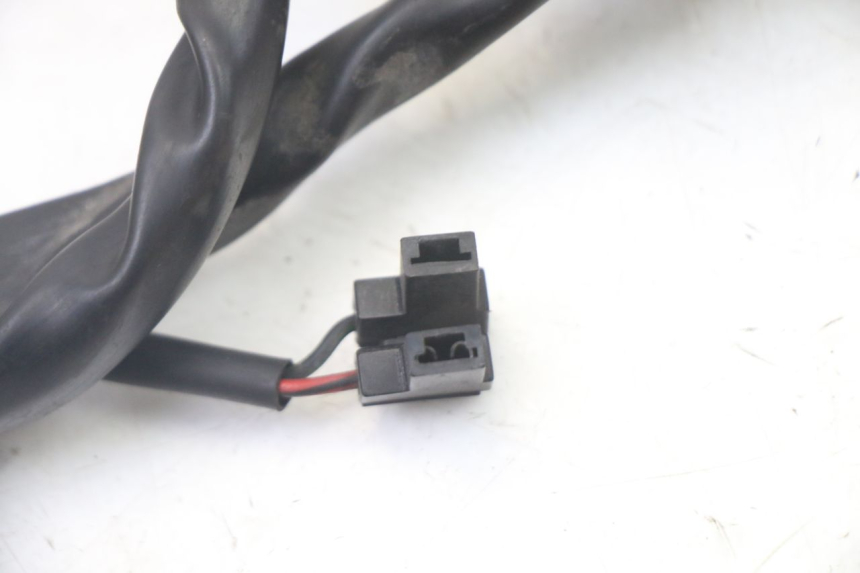 photo de COMMODO GAUCHE SUZUKI UH BURGMAN 125 (2002 - 2006) - Points de fixation