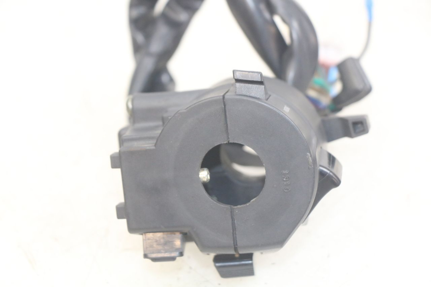 photo de COMMODO GAUCHE MOTRAC URBAN 4T 50 (2016 - 2024) - Détail de la pièce