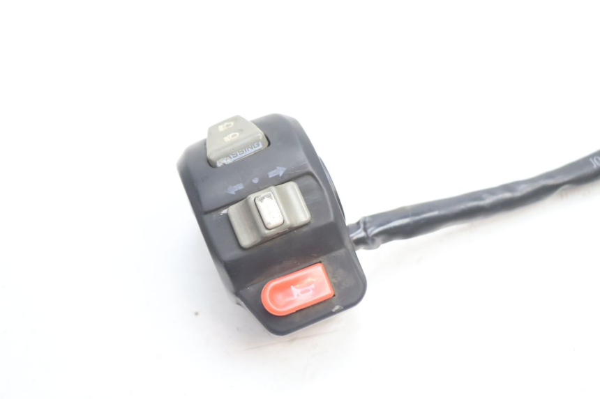 photo de COMMODO GAUCHE PEUGEOT V-CLIC VCLIC 50 (2007 - 2013) - Détail de la pièce