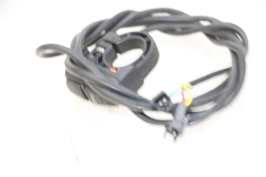 photo de COMMODO GAUCHE DUALTRON VICTOR LIMITED 1 - Autre angle de vue