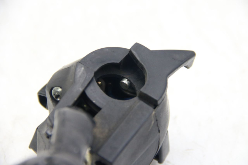 photo de COMMODO GAUCHE SYM WOLF SB 125 (2011 - 2018) - Zoom état d’usage