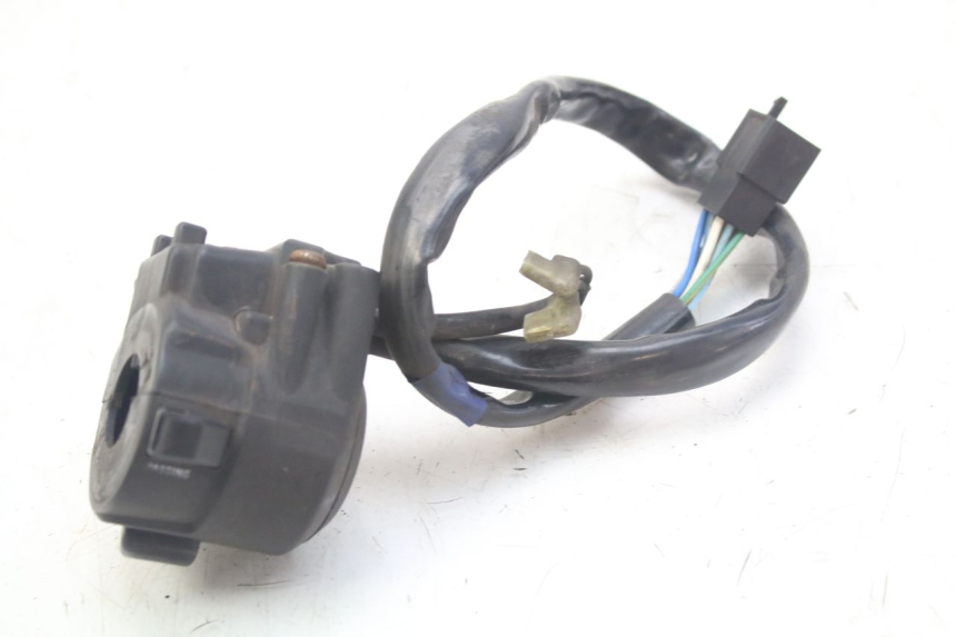 photo de COMMODO GAUCHE KYMCO X-CITING XCITING 400 (2014 - 2018) - Zoom état d’usage