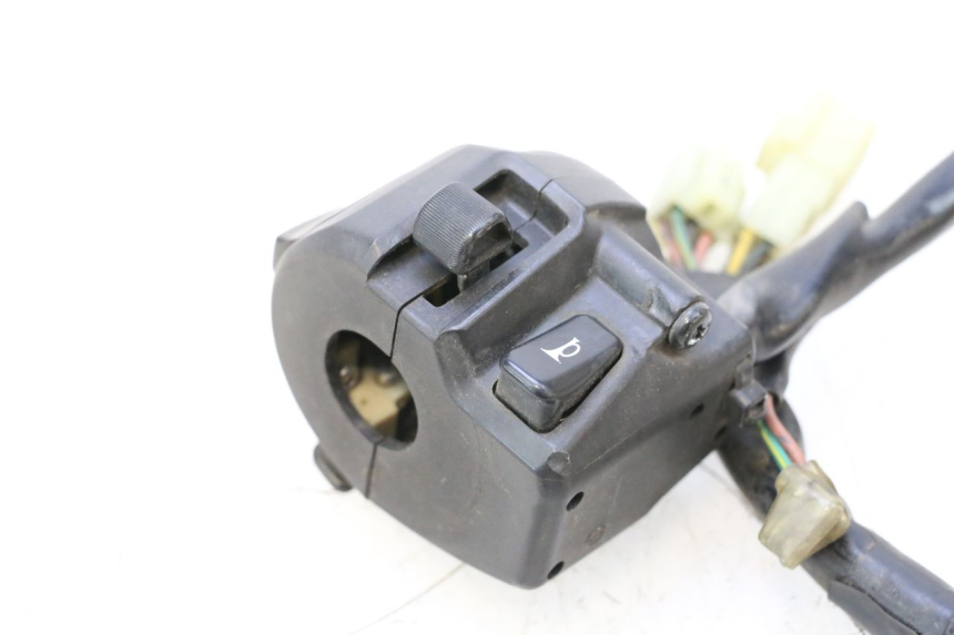 photo de COMMODO GAUCHE YAMAHA X-MAX XMAX 125 (2010 - 2013) - Zoom état d’usage