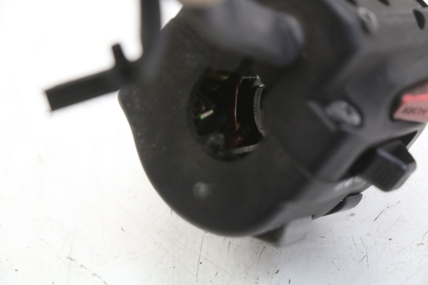 photo de COMMODO GAUCHE YAMAHA XJ600 XJ DIVERSION 600 (1992 - 1997) - Détail de la pièce