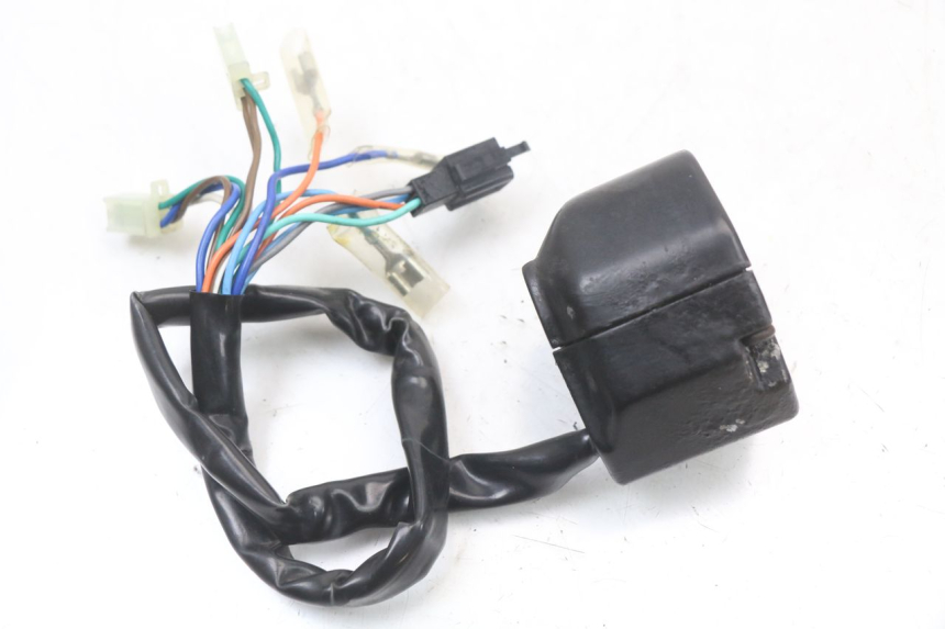 photo de COMMODO GAUCHE SYM XS 125 (2007 - 2016) - Autre angle de vue