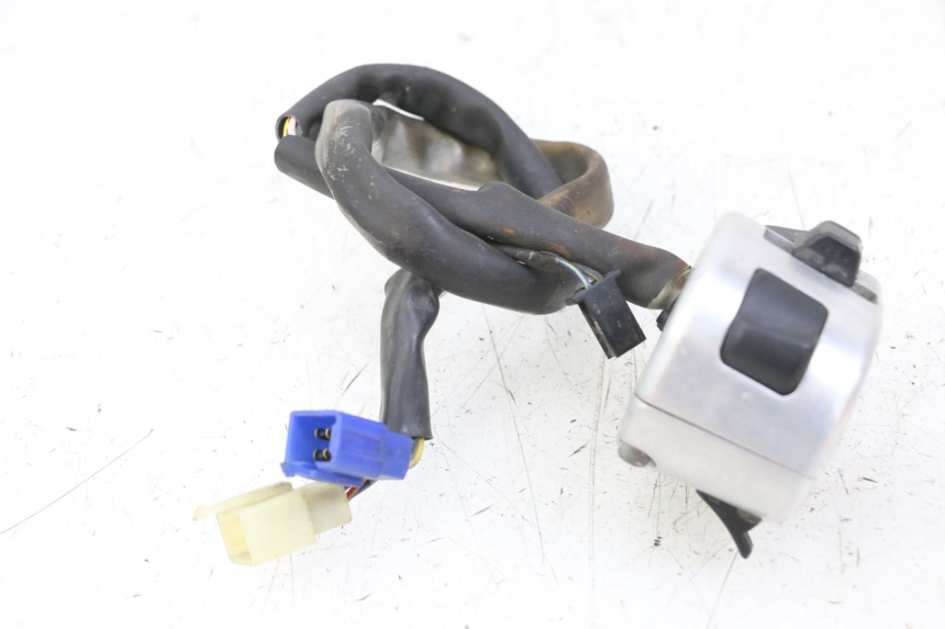 photo de COMMODO GAUCHE YAMAHA XVS DRAG STAR DRAGSTAR 650 (1997 - 2007) - Pièce contrôlée