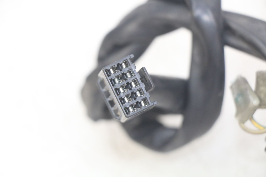 photo de COMMODO GAUCHE YAMAHA YP MAJESTY 400 (2004 - 2008) - Autre angle de vue