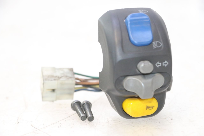 photo de COMMODO GAUCHE YAMAHA YP MAJESTY 125 (1998 - 2001) - Vue principale