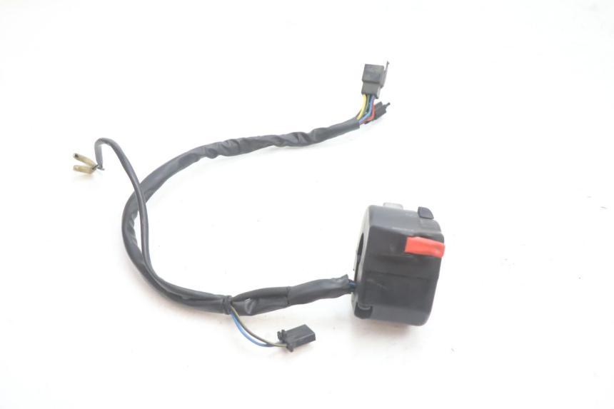photo de COMMODO GAUCHE YAMAHA YZF R GENESIS 750 (1993 - 1998) - Autre angle de vue