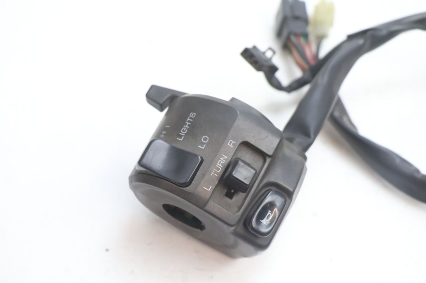 photo de COMMODO GAUCHE KAWASAKI ZX-6R ZX6R 600 (1995 - 1997) - Détail de la pièce