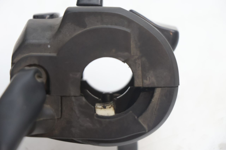 photo de COMMODO GAUCHE KAWASAKI ZX-6R ZX6R 600 (1995 - 1997) - Gros plan technique