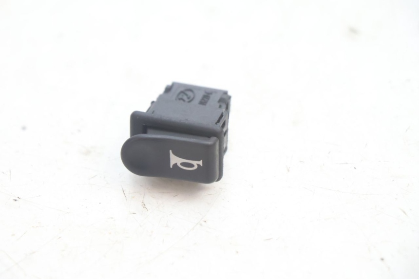 photo de COMMODO KLAXON TGB CITY RS 50 (2011 - 2016) - Détail de la pièce