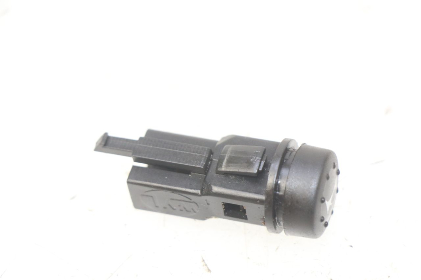 photo de COMMODO KLAXON EUROCKA GTR-C 50 (2012 - 2021) - Détail de la pièce