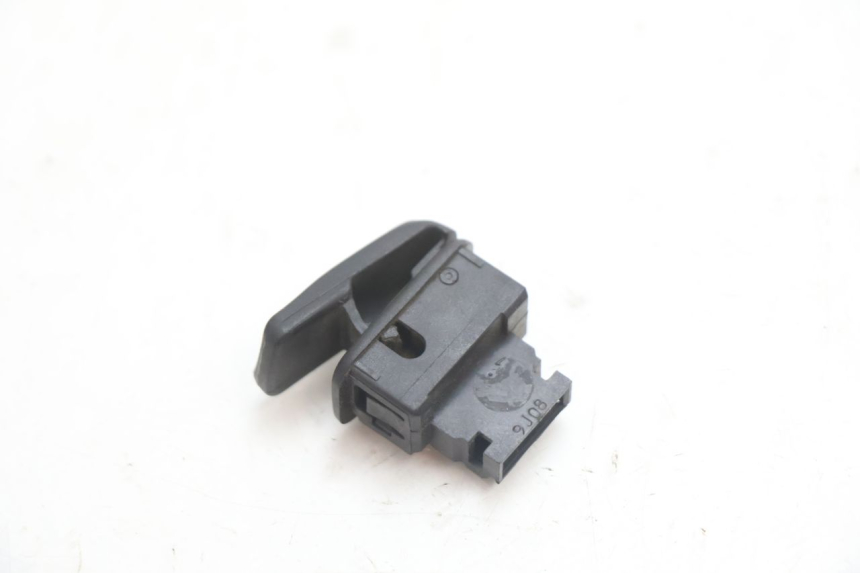 photo de COMMODO KLAXON PIAGGIO MP3 LT 300 (2010 - 2016) - Zoom état d’usage
