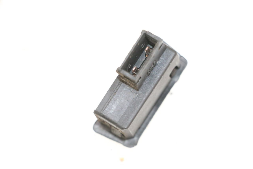 photo de COMMODO KLAXON YAMAHA NEO'S NEOS 2T 50 (1998 - 2007) - Zoom état d’usage