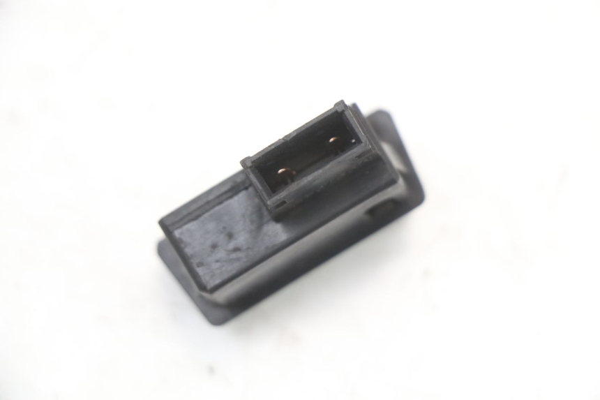 photo de COMMODO KLAXON SYM ORBIT 50 (2008 - 2010) - Gros plan technique