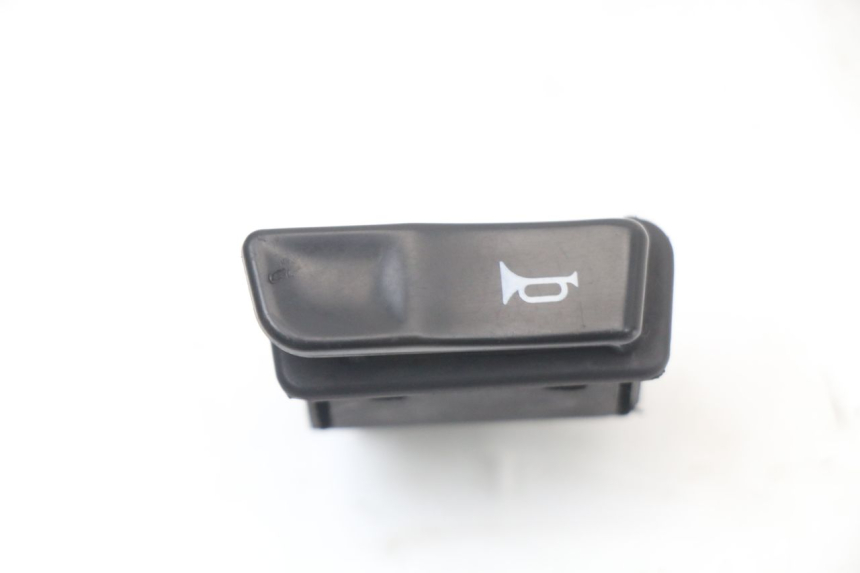 photo de COMMODO KLAXON MBK OVETTO ONE 2T 50 (2013 - 2017) - Détail de la pièce