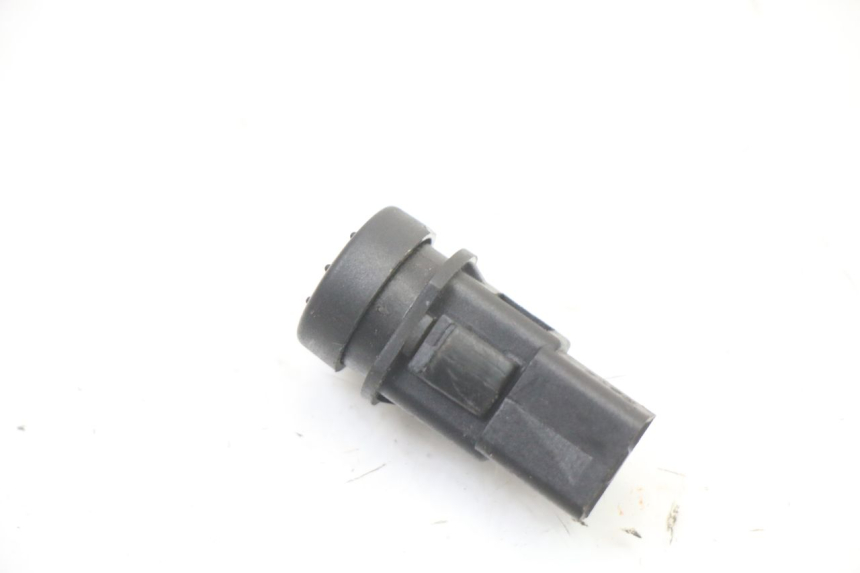 photo de COMMODO KLAXON PIAGGIO NRG POWER PUREJET 50 (2018 - 2021) - Zoom état d’usage