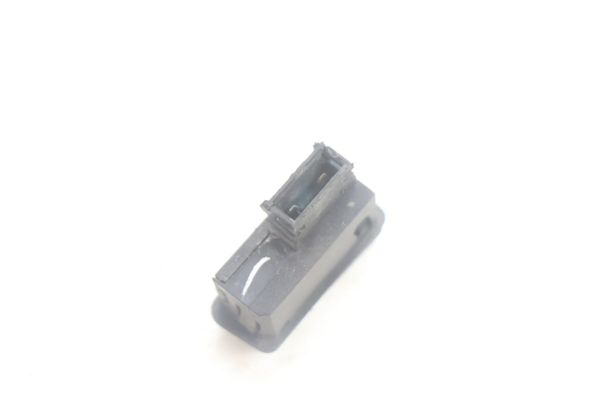 photo de COMMODO KLAXON HONDA SCV LEAD 100 (2003 - 2007) - Autre angle de vue