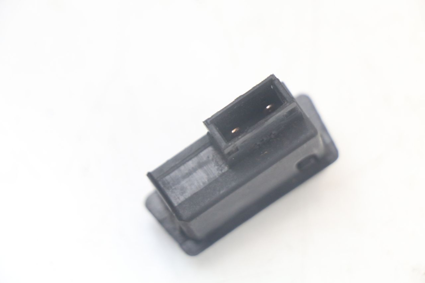 photo de COMMODO KLAXON YAMAHA XMAX X-MAX 125 (2006 - 2009) - Autre angle de vue